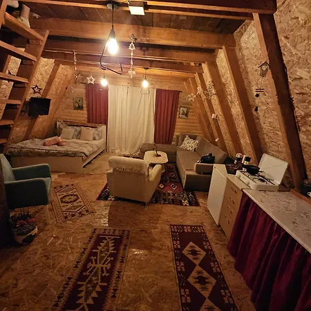 Pyramid Valley Apartament *